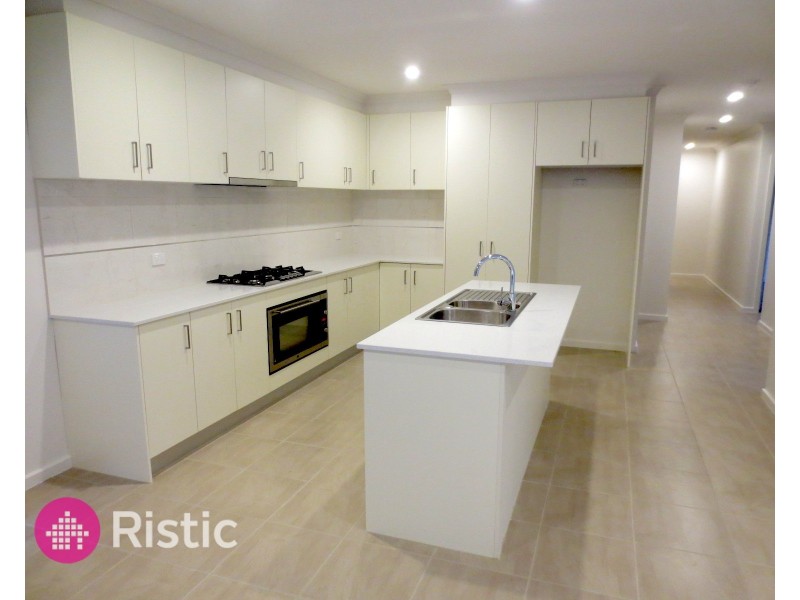 13 Ainslie Rise, Mernda VIC 3754