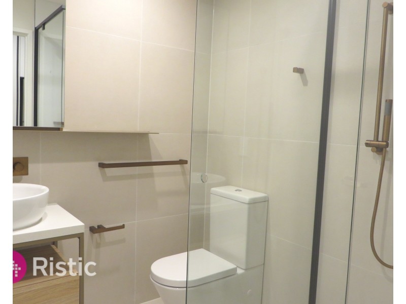 121C/3 Snake Gully Drive, Bundoora VIC 3083