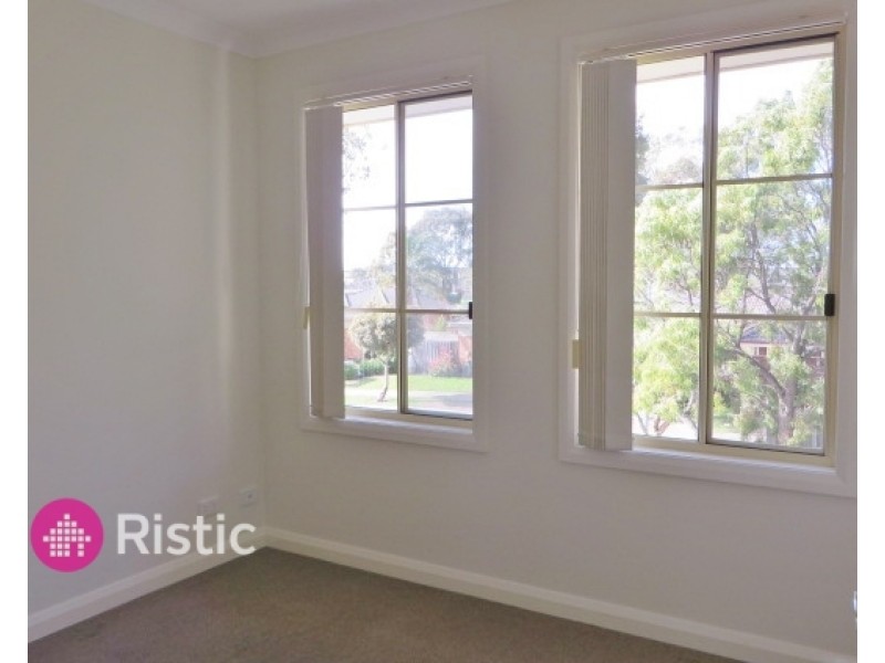 1/11 Payne Place, South Morang VIC 3752