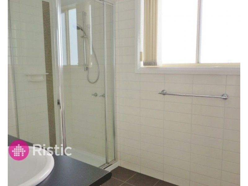 1/11 Payne Place, South Morang VIC 3752