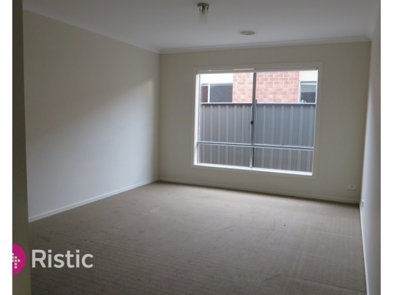 10 Atkinson Close, Point Cook VIC 3030