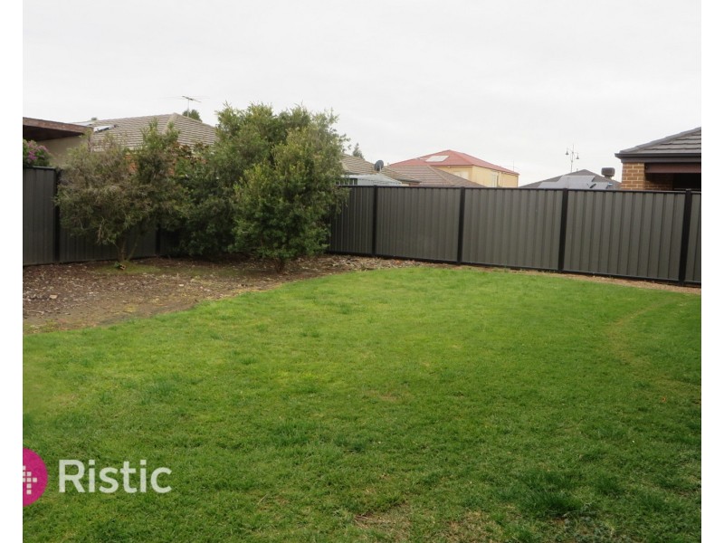 10 Atkinson Close, Point Cook VIC 3030