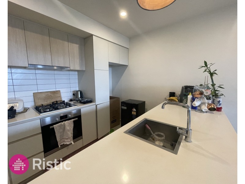 210/24 Oleander Drive, Mill Park VIC 3082