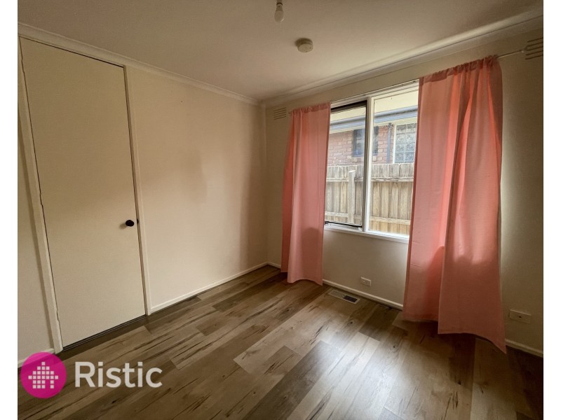 19 Savannah Crescent, Epping VIC 3076