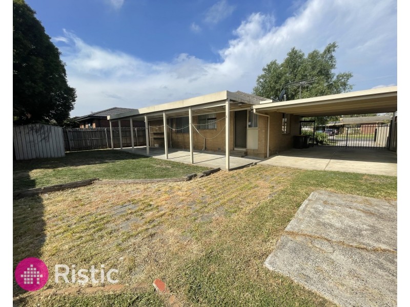 19 Savannah Crescent, Epping VIC 3076