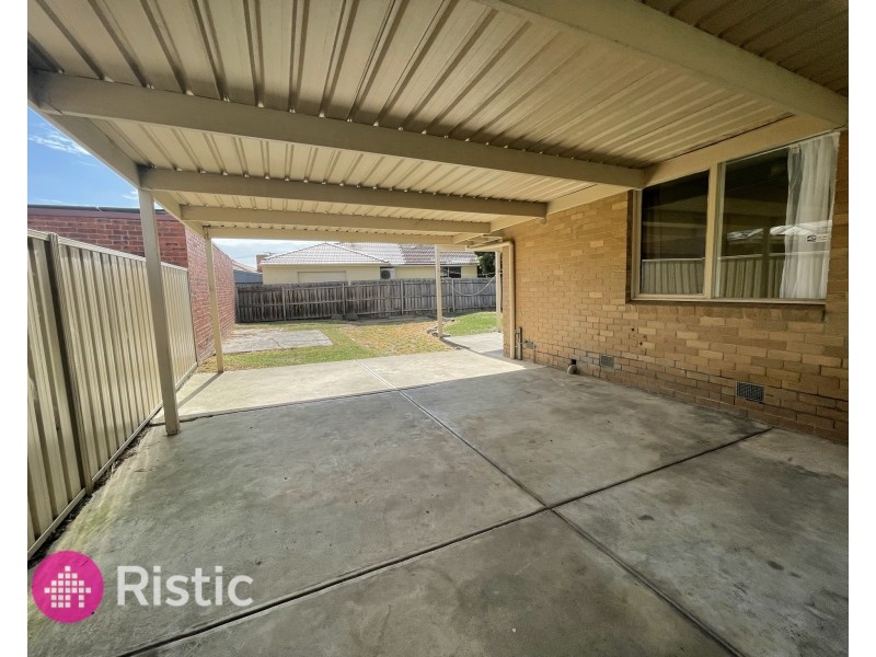 19 Savannah Crescent, Epping VIC 3076