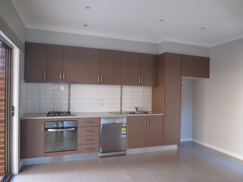 42 Coleridge Way, South Morang VIC 3752