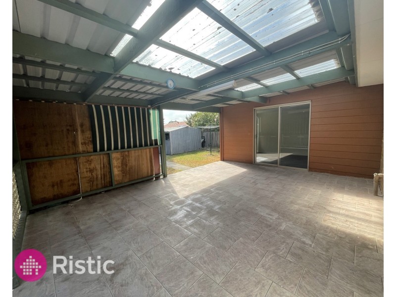 2 Westleigh Court, Mill Park VIC 3082