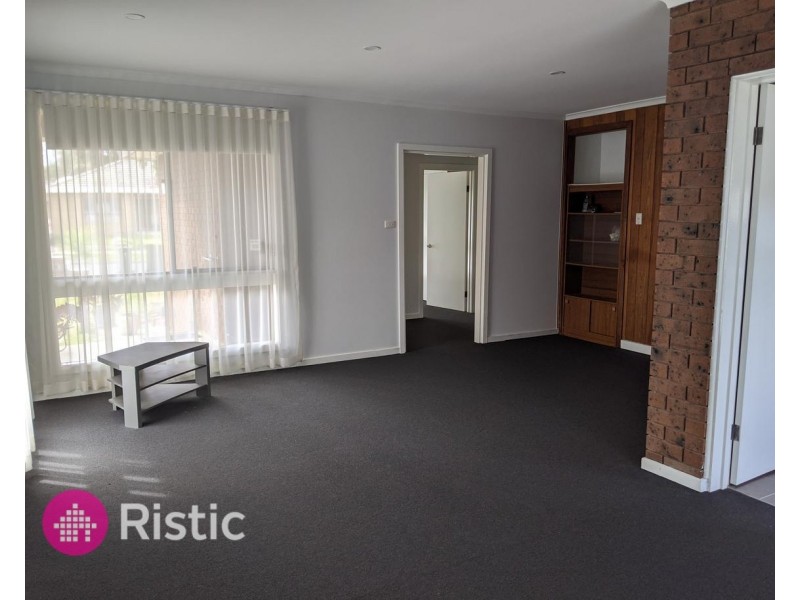 17 Severn Street, Epping VIC 3076