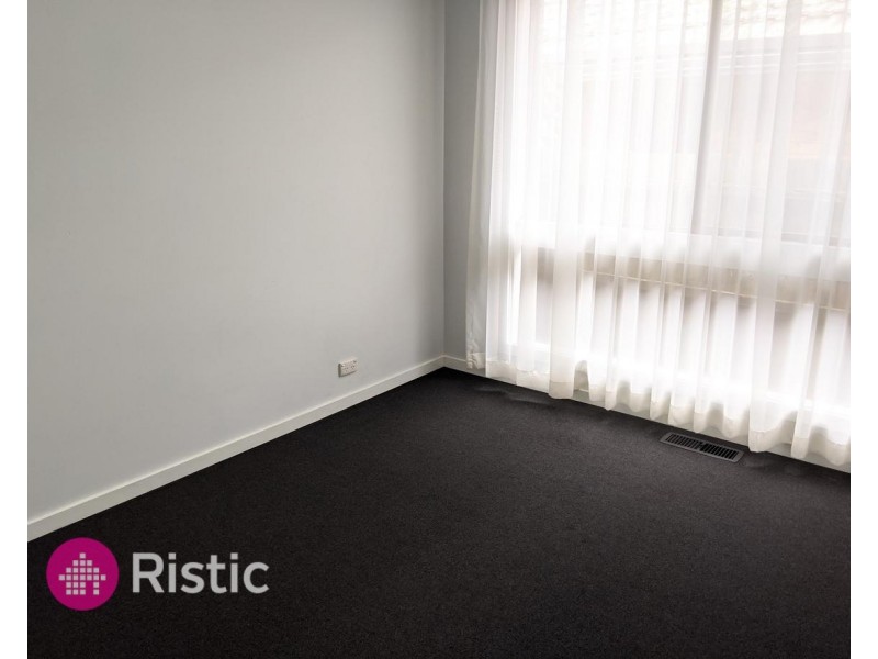 17 Severn Street, Epping VIC 3076