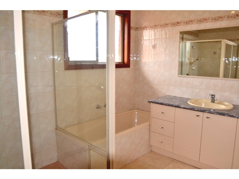 3 Spotted Gum Crescent, Bundoora VIC 3083