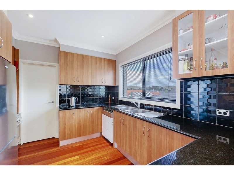 9 Galette Place, South Morang VIC 3752