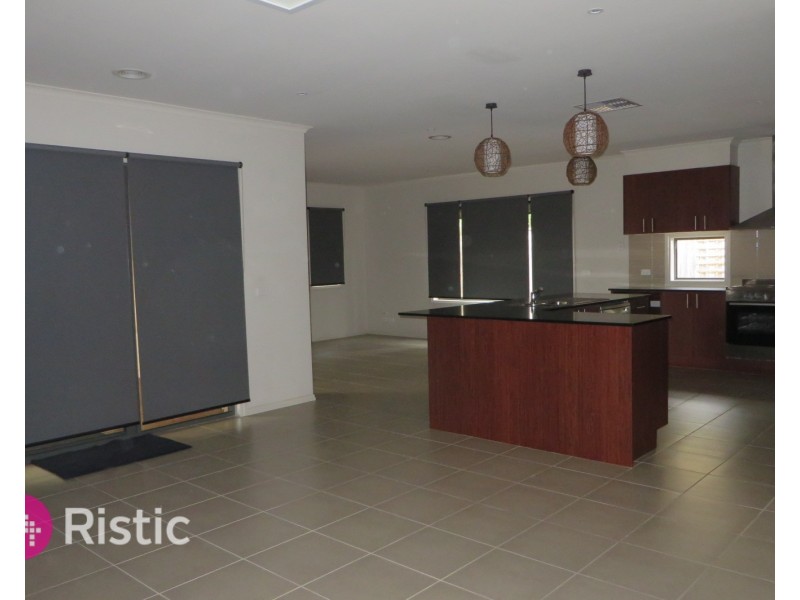 16 Carriageway Pass, Mernda VIC 3754