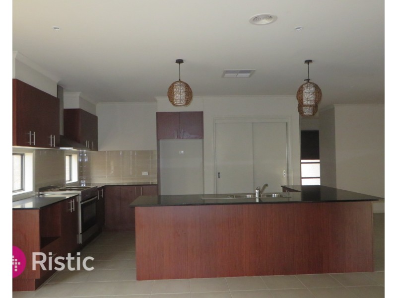16 Carriageway Pass, Mernda VIC 3754