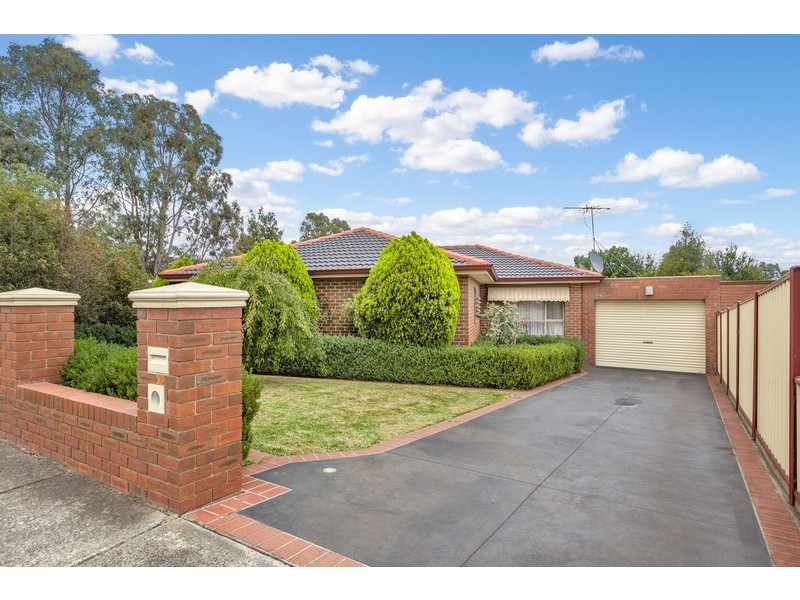 1 Meadow Glen Drive, Epping VIC 3076