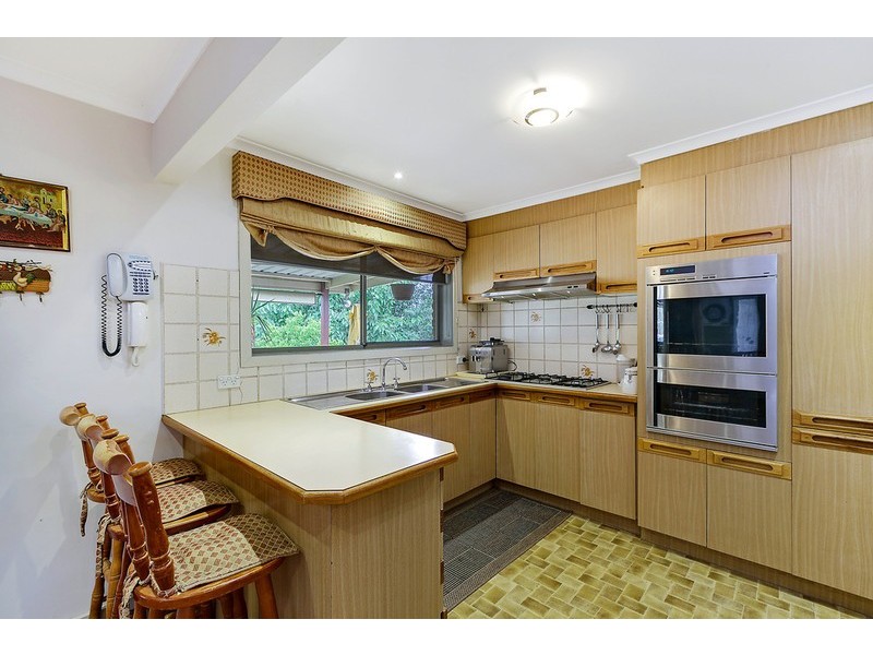 1 Meadow Glen Drive, Epping VIC 3076