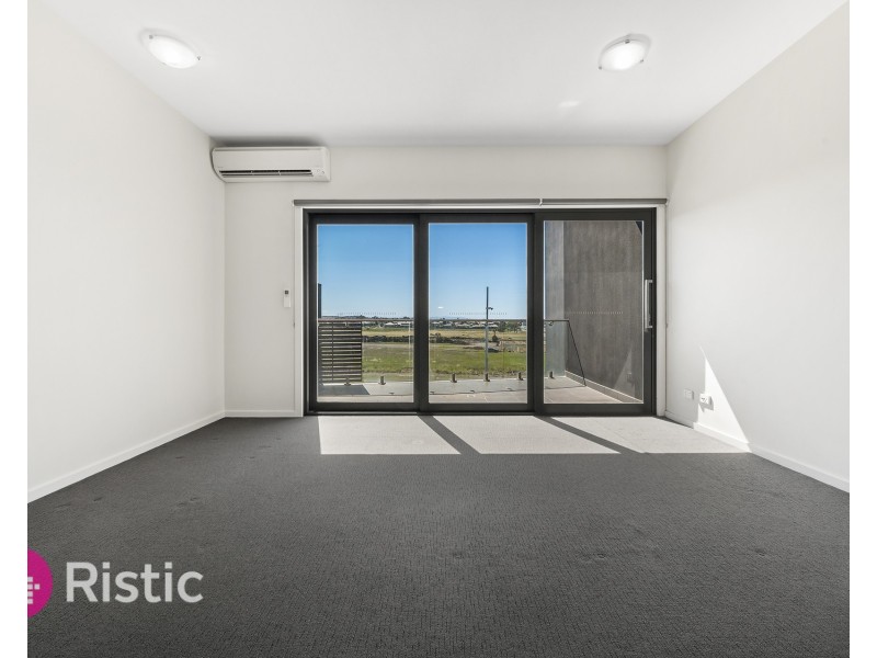 227/1 Jarama Boulevard, Epping VIC 3076