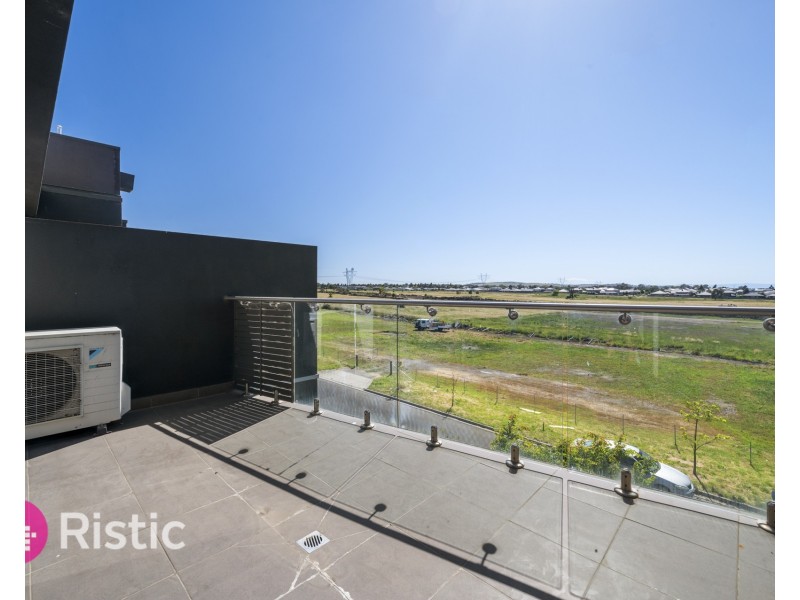 227/1 Jarama Boulevard, Epping VIC 3076