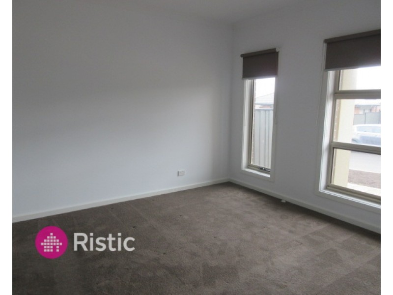 9 Ramicorn Way, Mernda VIC 3754