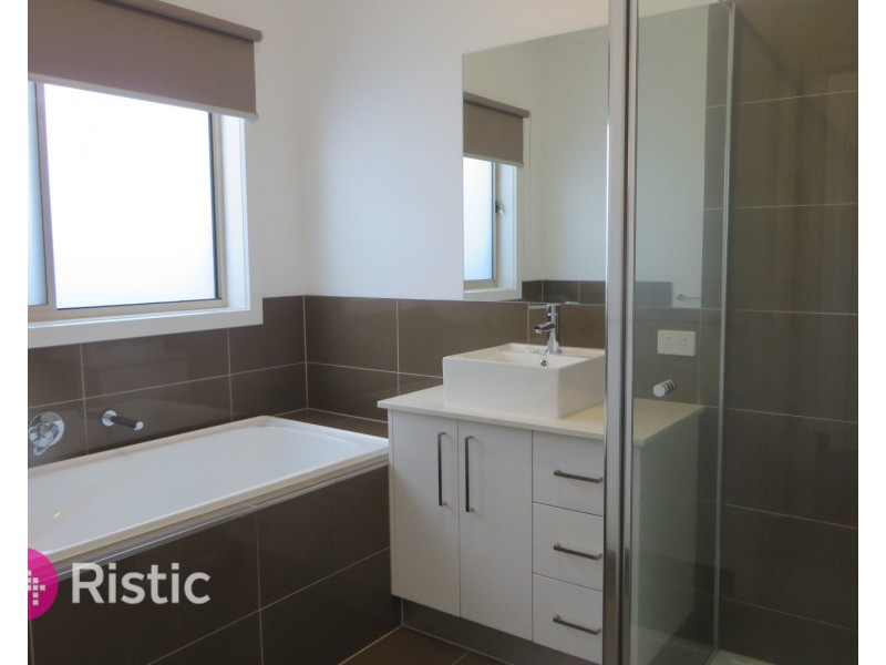 9 Ramicorn Way, Mernda VIC 3754