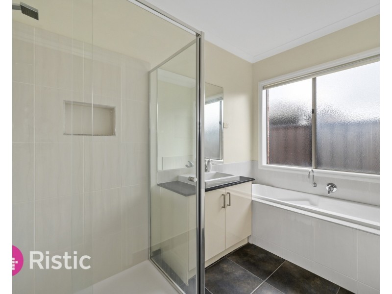 22 Grattan Street, South Morang VIC 3752