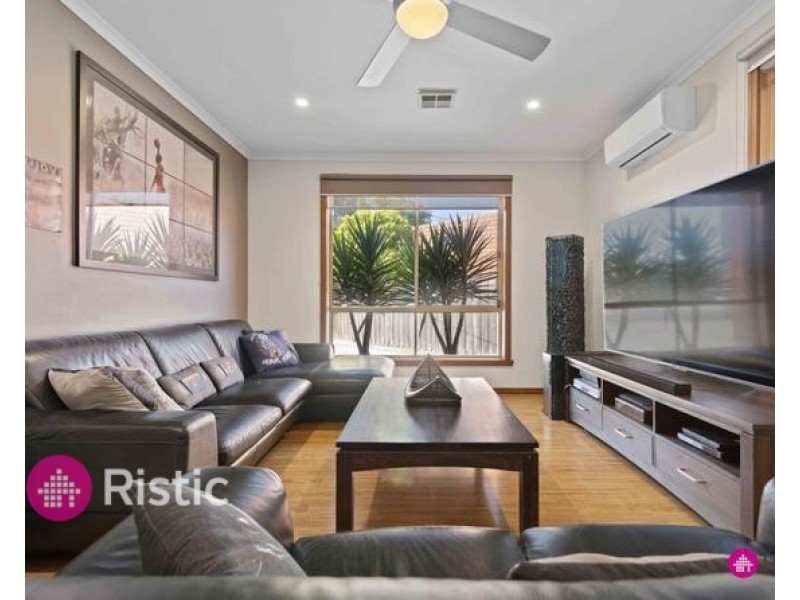 1/8 Guila Court, Epping VIC 3076