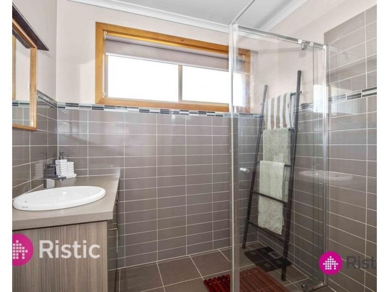 1/8 Guila Court, Epping VIC 3076