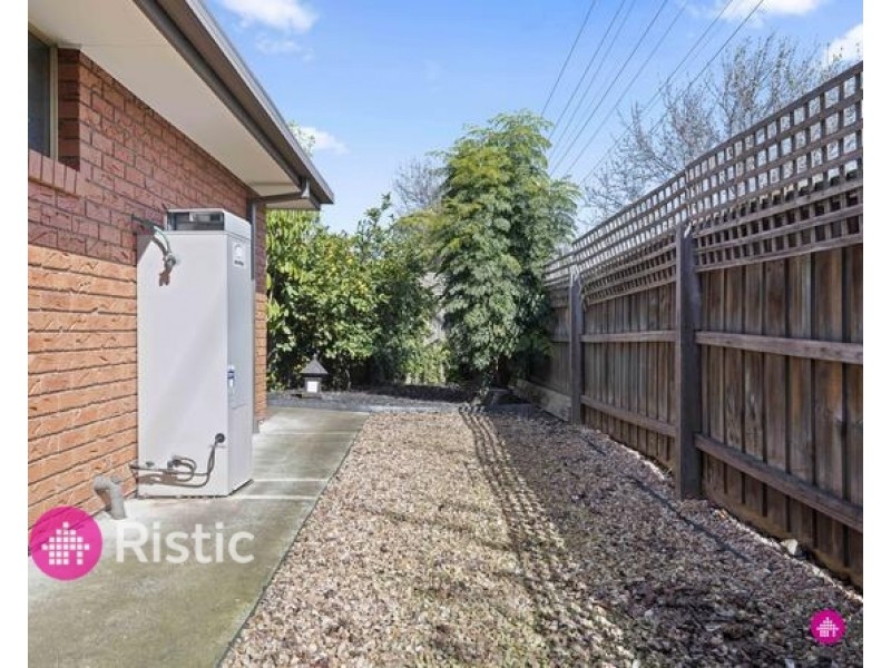 1/8 Guila Court, Epping VIC 3076