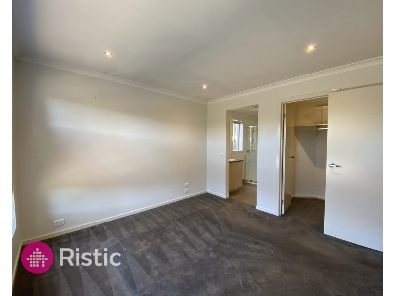 46 Sanctum Circuit, Doreen VIC 3754