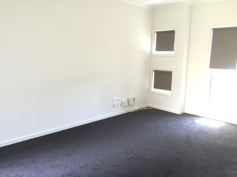 290 The Lakes Boulevard, South Morang VIC 3752