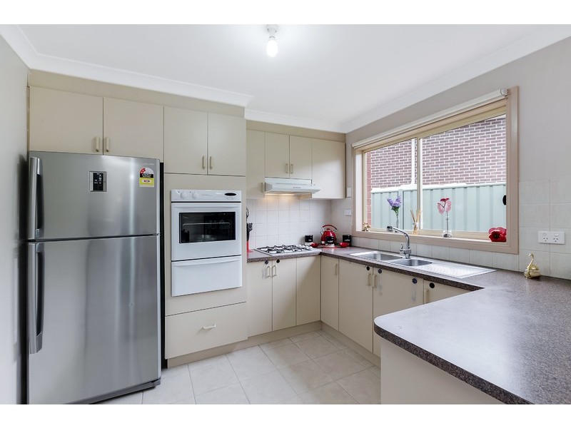 28 Oldfield Place, Epping VIC 3076