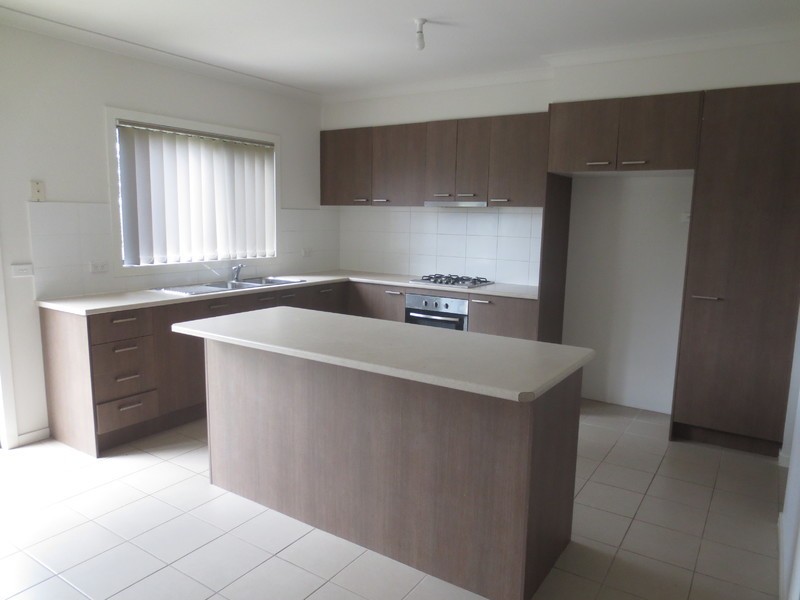 16 Arum Walk, Mernda VIC 3754