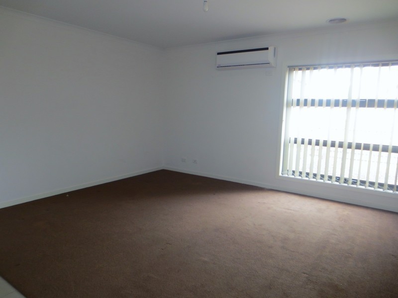 16 Arum Walk, Mernda VIC 3754