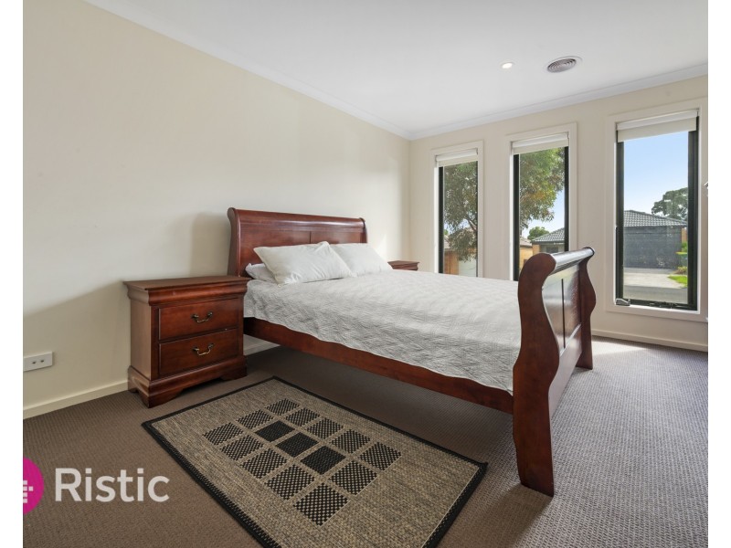 18 Hatfield Drive, Mernda VIC 3754