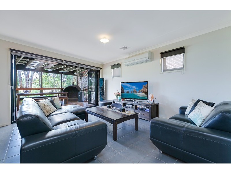 23 Sunbird Garden, Epping VIC 3076