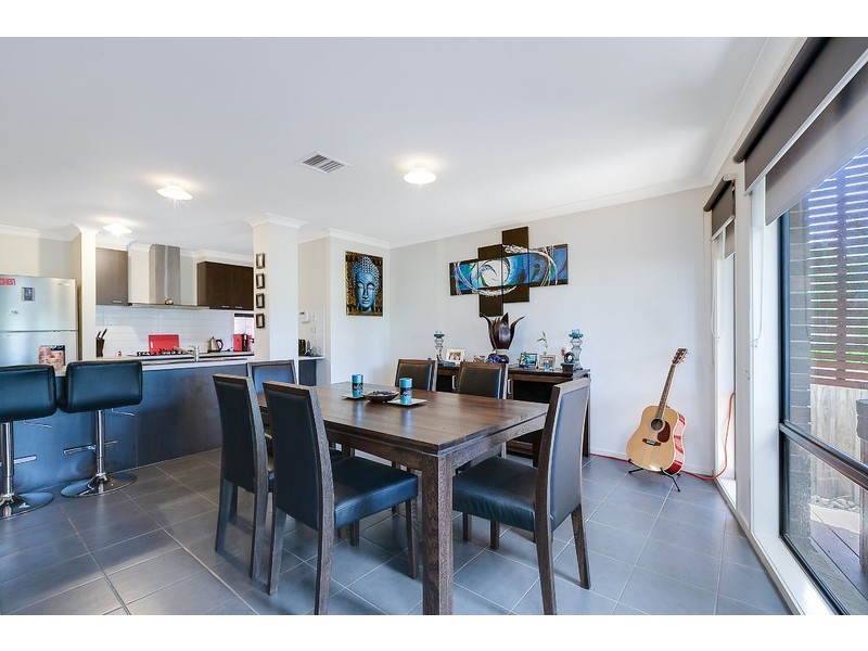 23 Sunbird Garden, Epping VIC 3076