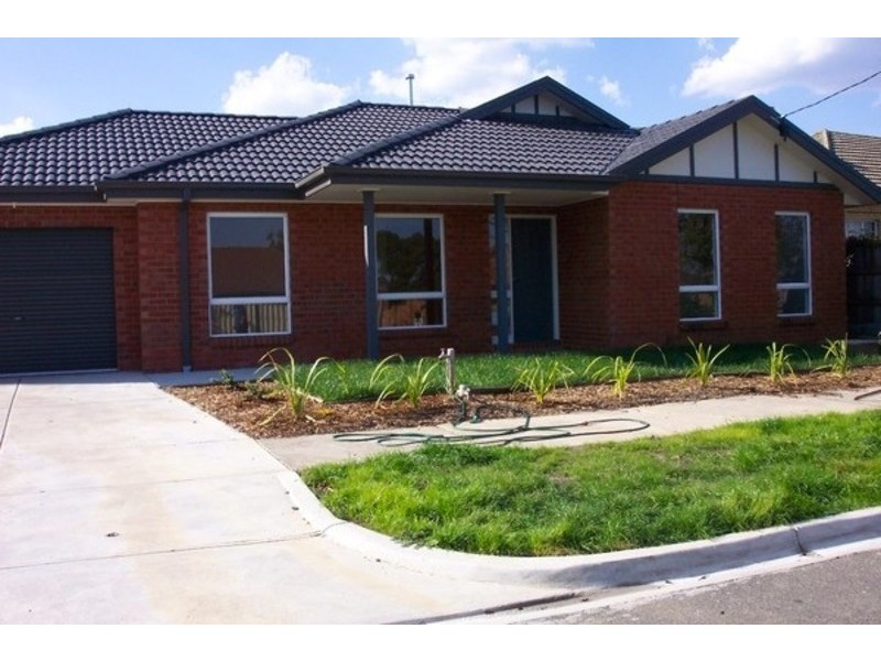 66 Newton Street, Reservoir VIC 3073