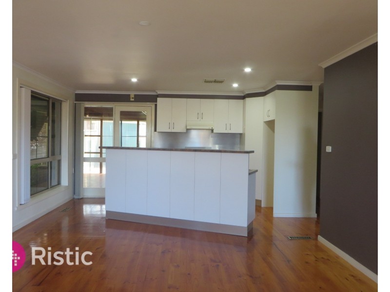 74 McDonalds Road, Epping VIC 3076