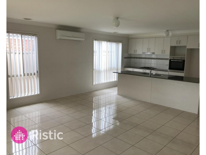 19 Keating Street, Pakenham VIC 3810