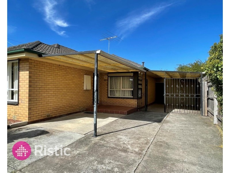 18 Darebin Drive, Thomastown VIC 3074