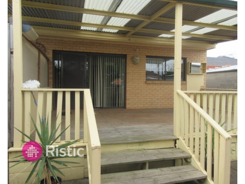 18 Darebin Drive, Thomastown VIC 3074