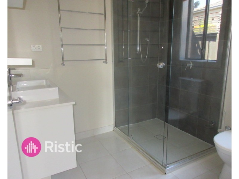 20 Basken Drive, South Morang VIC 3752