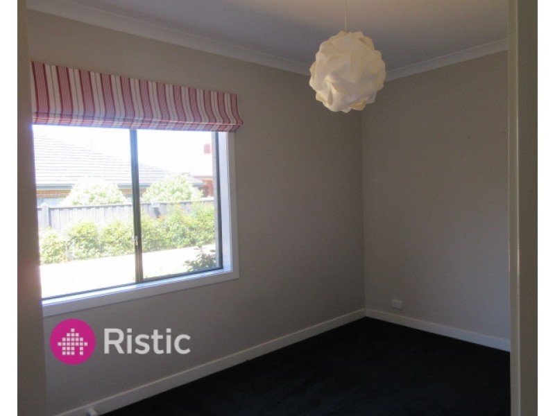 20 Basken Drive, South Morang VIC 3752