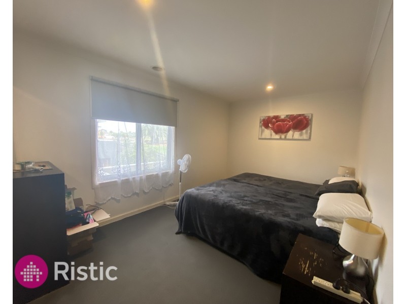 13/37 Gordons Road, South Morang VIC 3752
