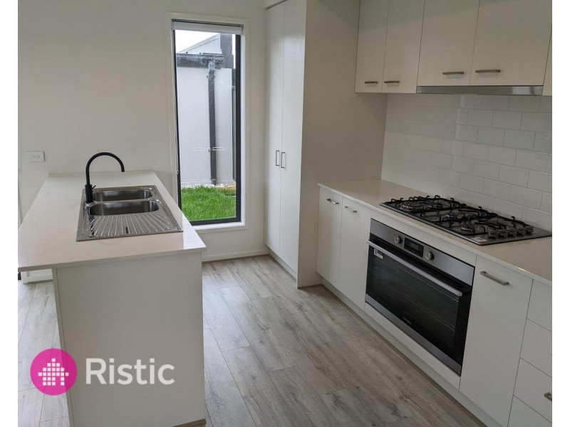 35 Sumar Drive, Craigieburn VIC 3064