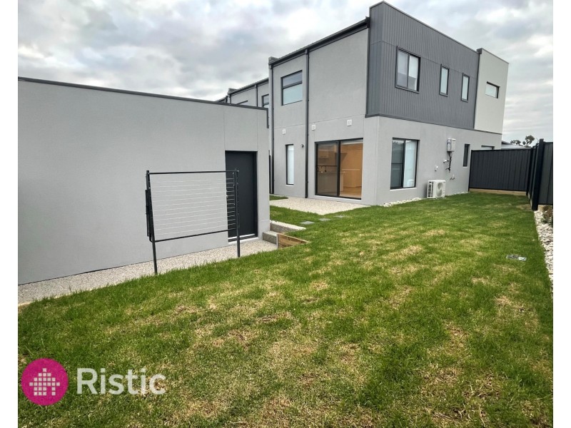 35 Sumar Drive, Craigieburn VIC 3064