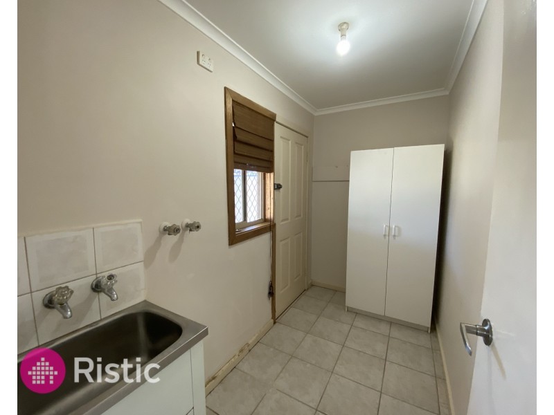 68 Pandora Avenue, Thomastown VIC 3074