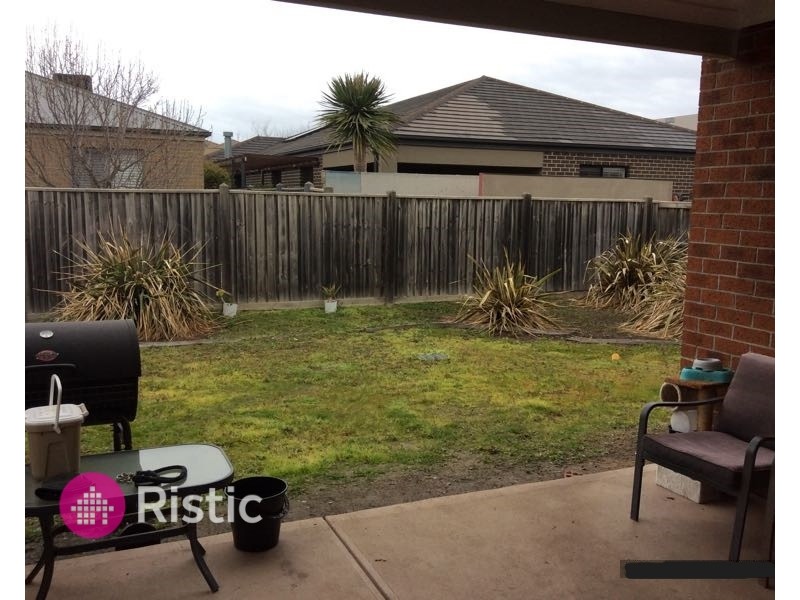 14 Tusmore Road, Point Cook VIC 3030
