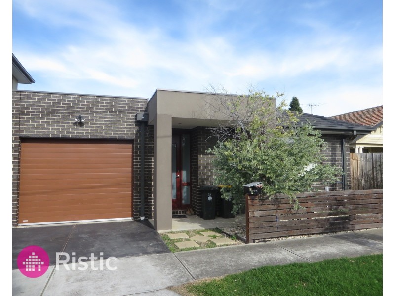 2A Sharp Grove, Coburg North VIC 3058