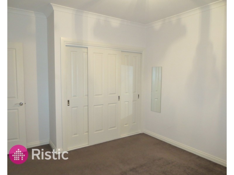 2A Sharp Grove, Coburg North VIC 3058